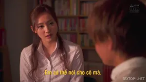 Cháu có muốn nếm thử mùi lồn của cô không